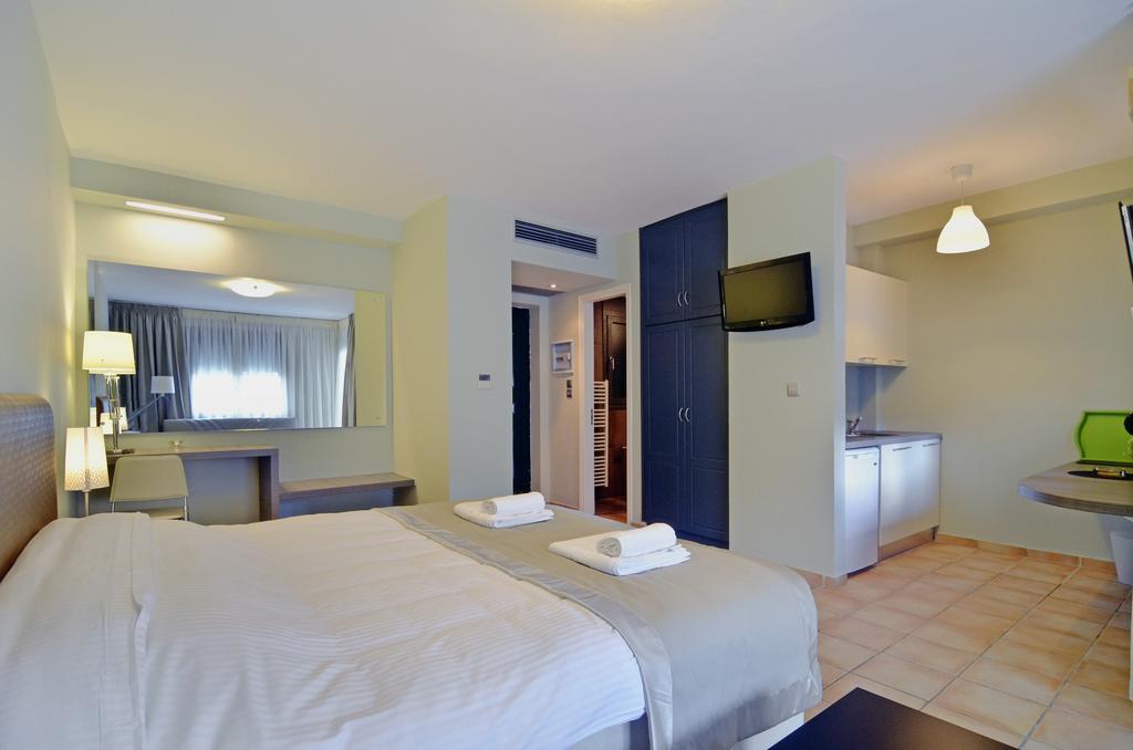 יואנינה Ellopia Point Hotel מראה חיצוני תמונה