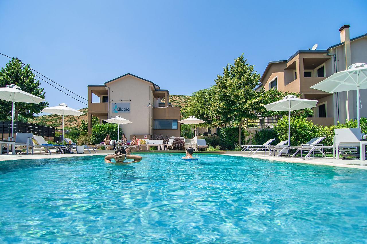 יואנינה Ellopia Point Hotel מראה חיצוני תמונה